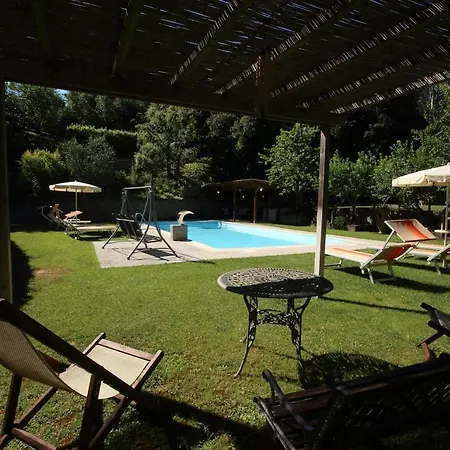 Ferienhaus Brucina - Private With Shared Pool *
