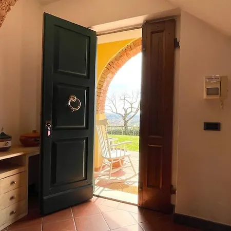 Brucina - Private With Shared Pool Ferienhaus *